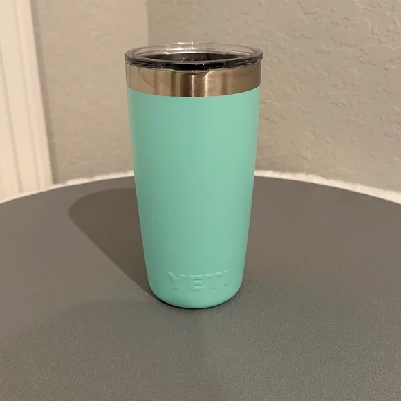 EUC YETI Aqua Tumbler 10oz - Picture 3 of 9
